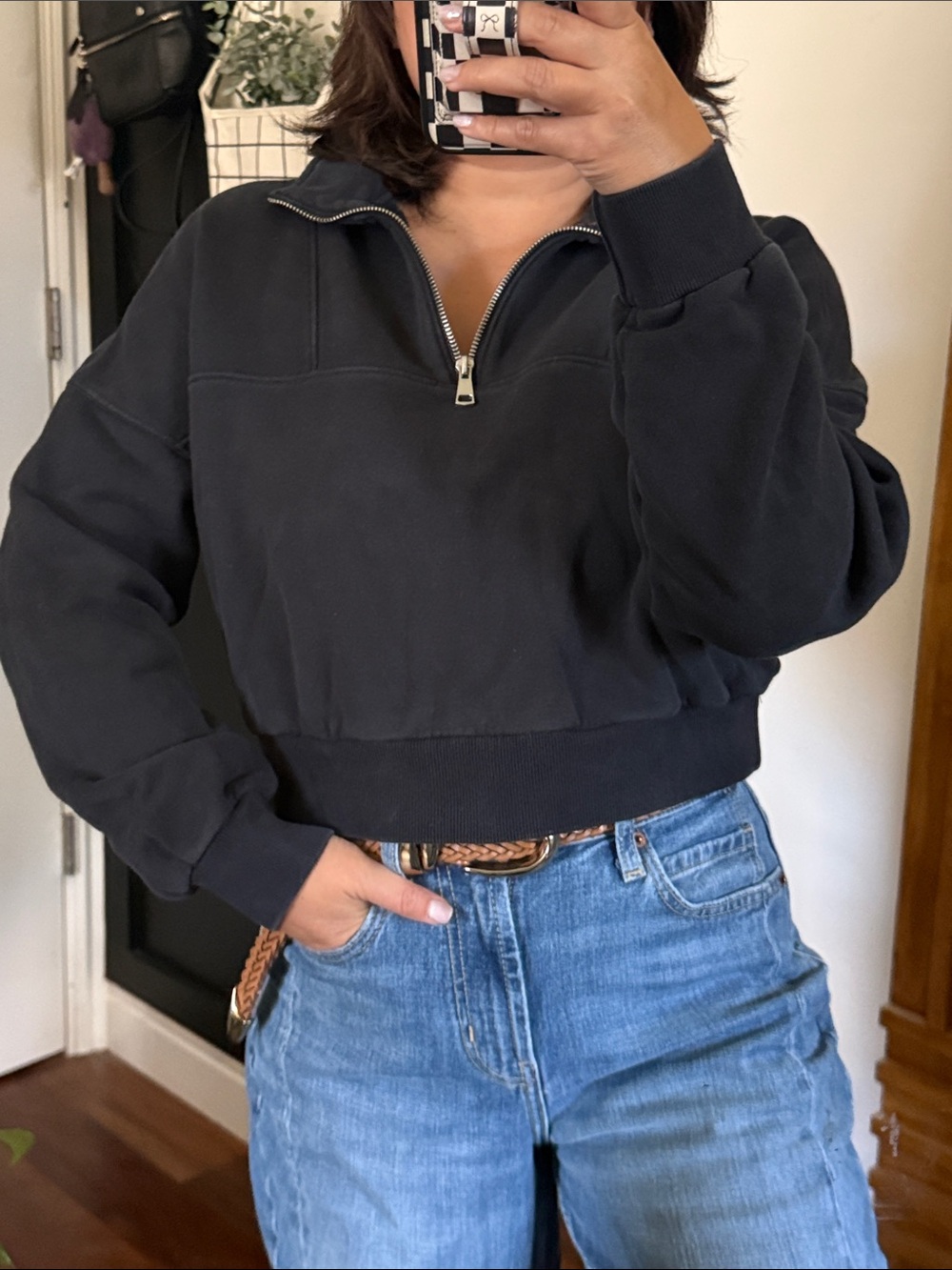 Abercrombie & Fitch Quarter Zip Boxy Pullover Sweatshirt. XS run big
